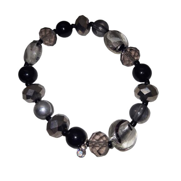 AVON Studio 1886 Metallic Monochrome Stretch Bracelet - Picture 3 of 4